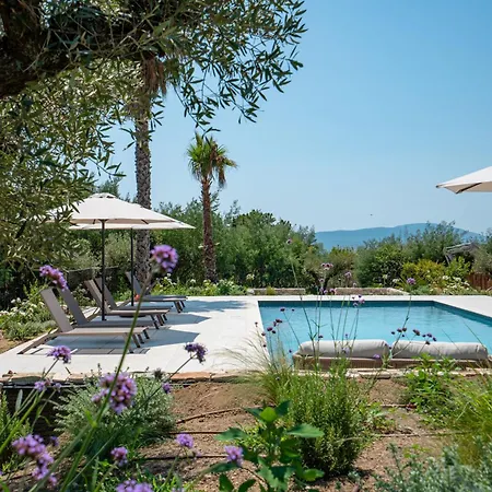 Theava Collection - Rose Des Vents - Saint Tropez Villa *